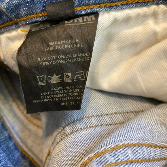 BLK DNM Skinny Slim Fit Distressed Denim Jeans Light Wash Sz 27/30 - Picture 7 of 11